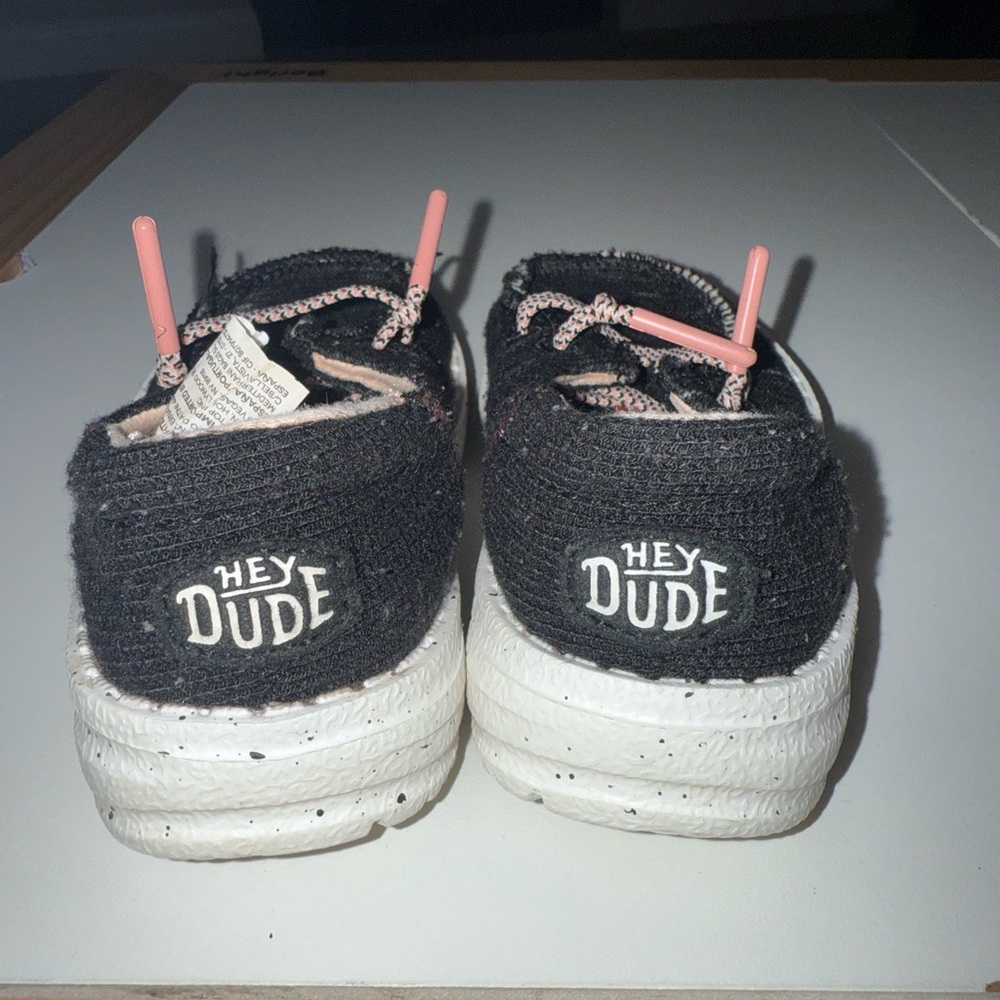 Hey Dude Toddler size 6